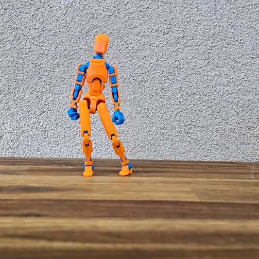 Dummy 13 – Poseable Action Figure