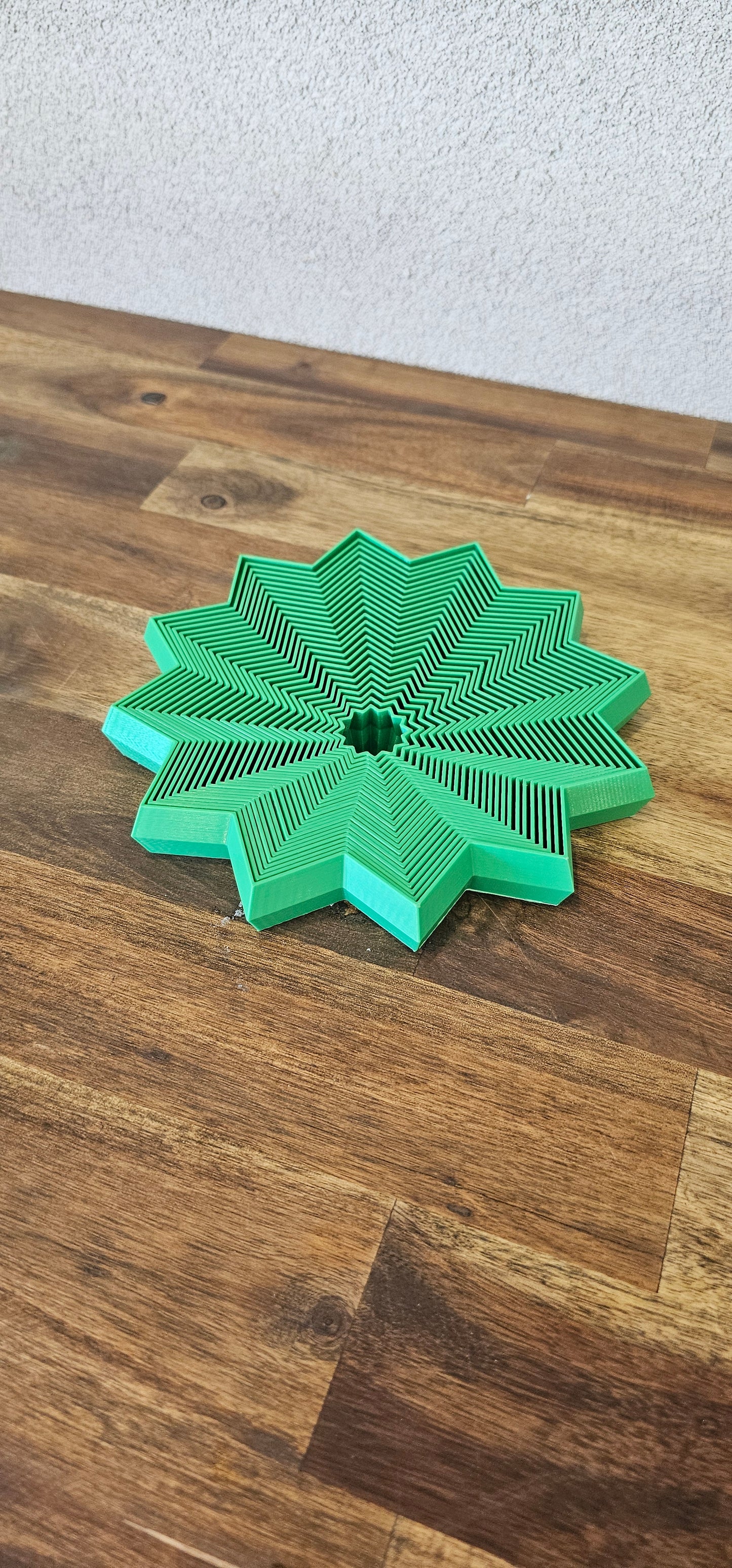 Giant Fidget Star